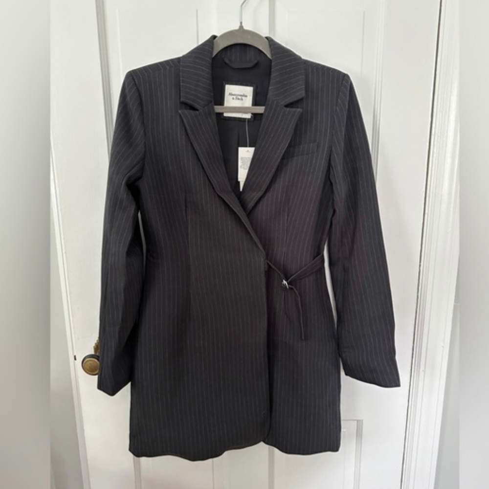 Abercrombie&Fitch Belted Blazer Dress WITHOUT TAG